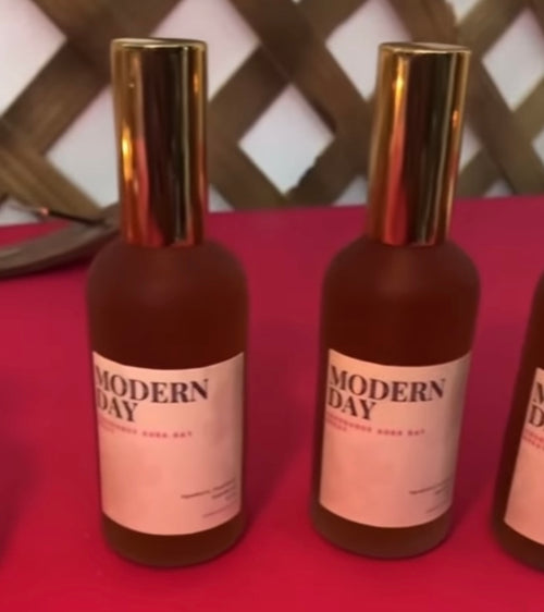 Aura Day Spray